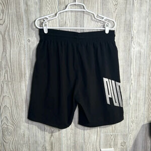 Men puma black athletic shorts size large
